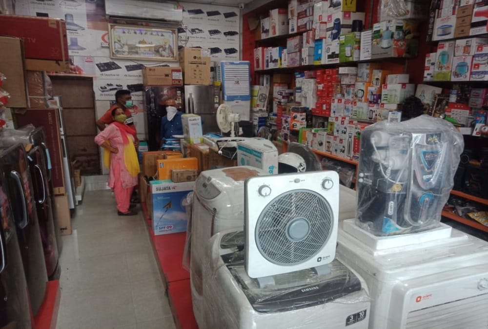 Covid Curfew in Uttarakhand: Market open today after Long Time But Business Man Not Happy Photos