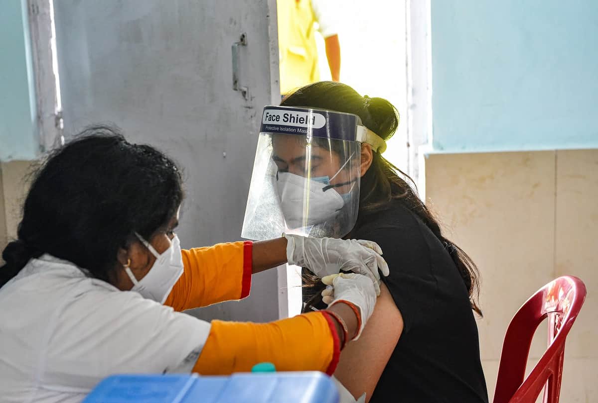 Mumbai Police lodges second FIR against Rajesh Pandey in Fake vaccination scam