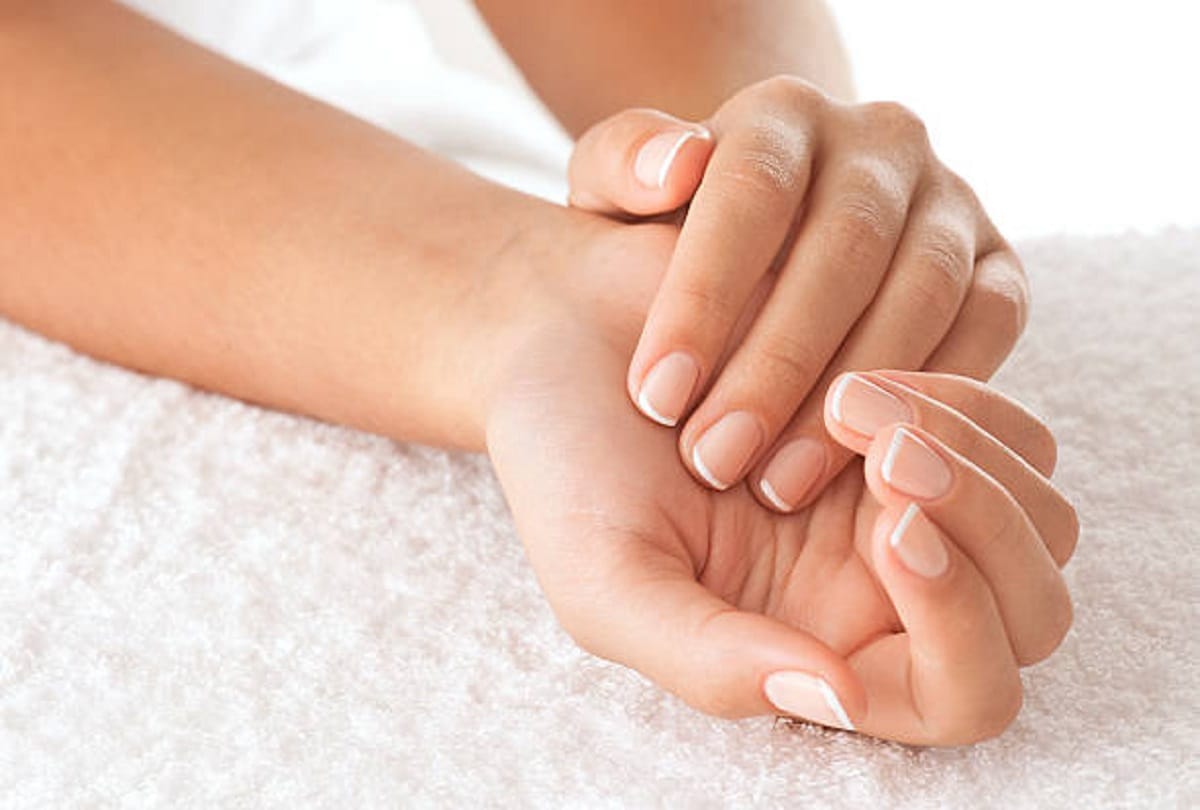 Coronavirus symptoms covid nails these changes to your fingernails may show you have had covid 19