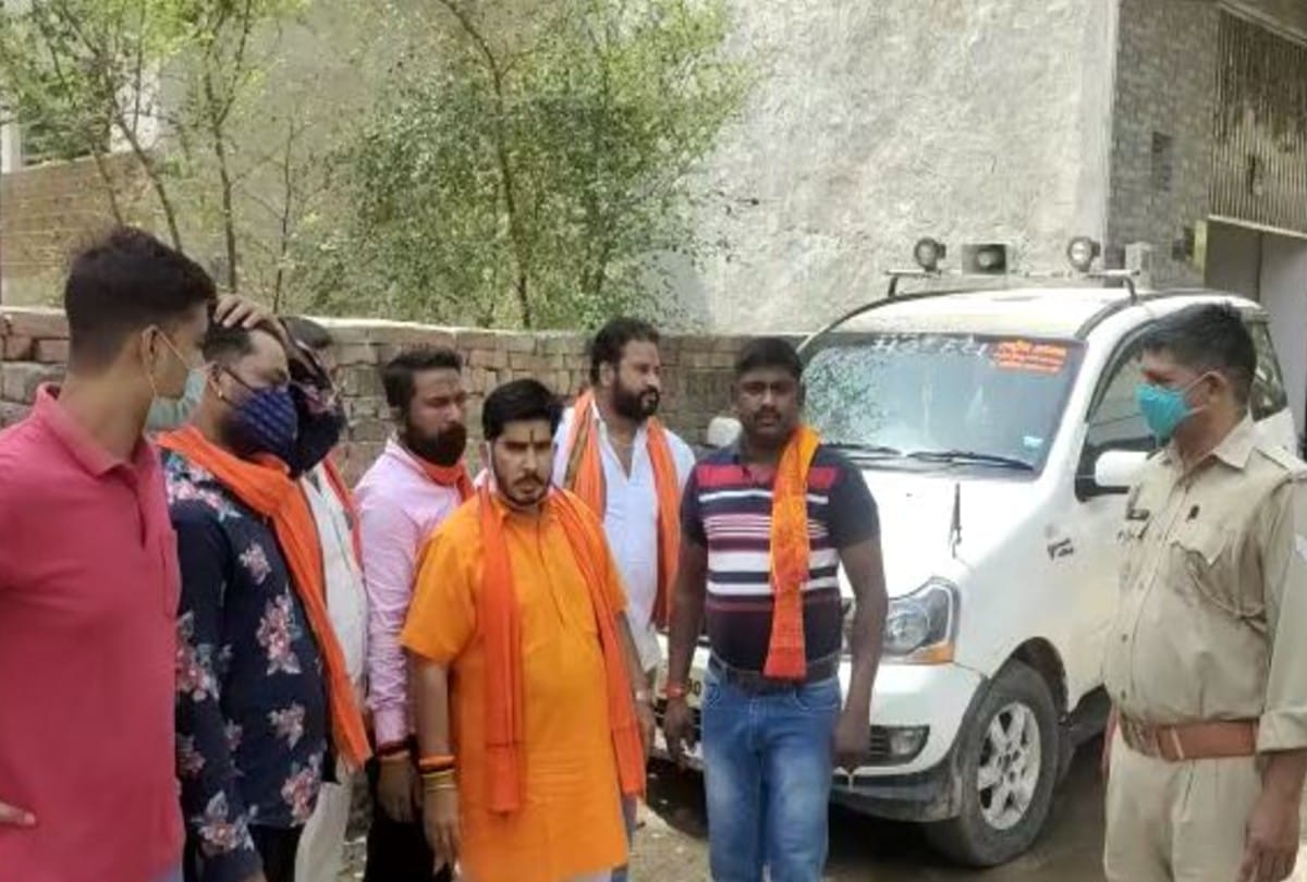 Agra leader govind parashar under house arrest who demanding release of Khushi Dubey