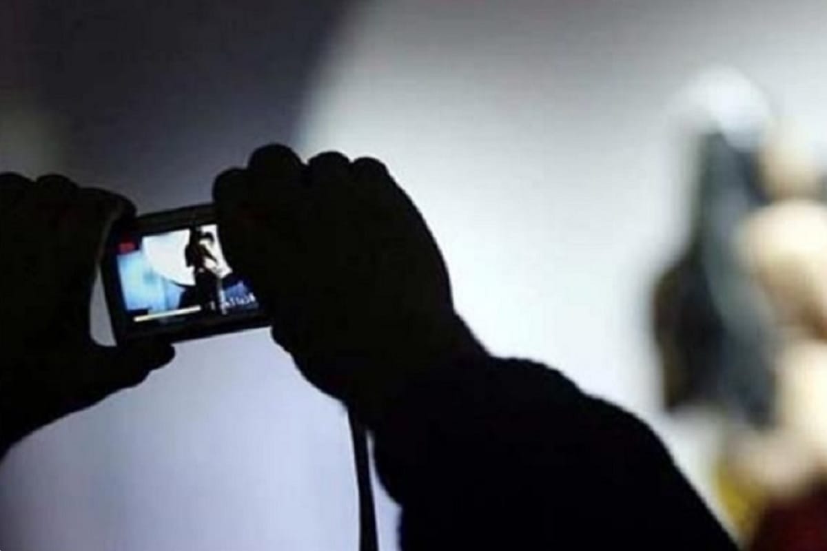 Meerut News: fake vedios made by cyber criminals