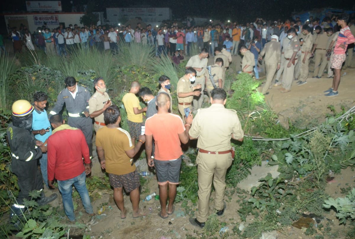 Bus Accident: 19 died in tempo and bus collision, news update