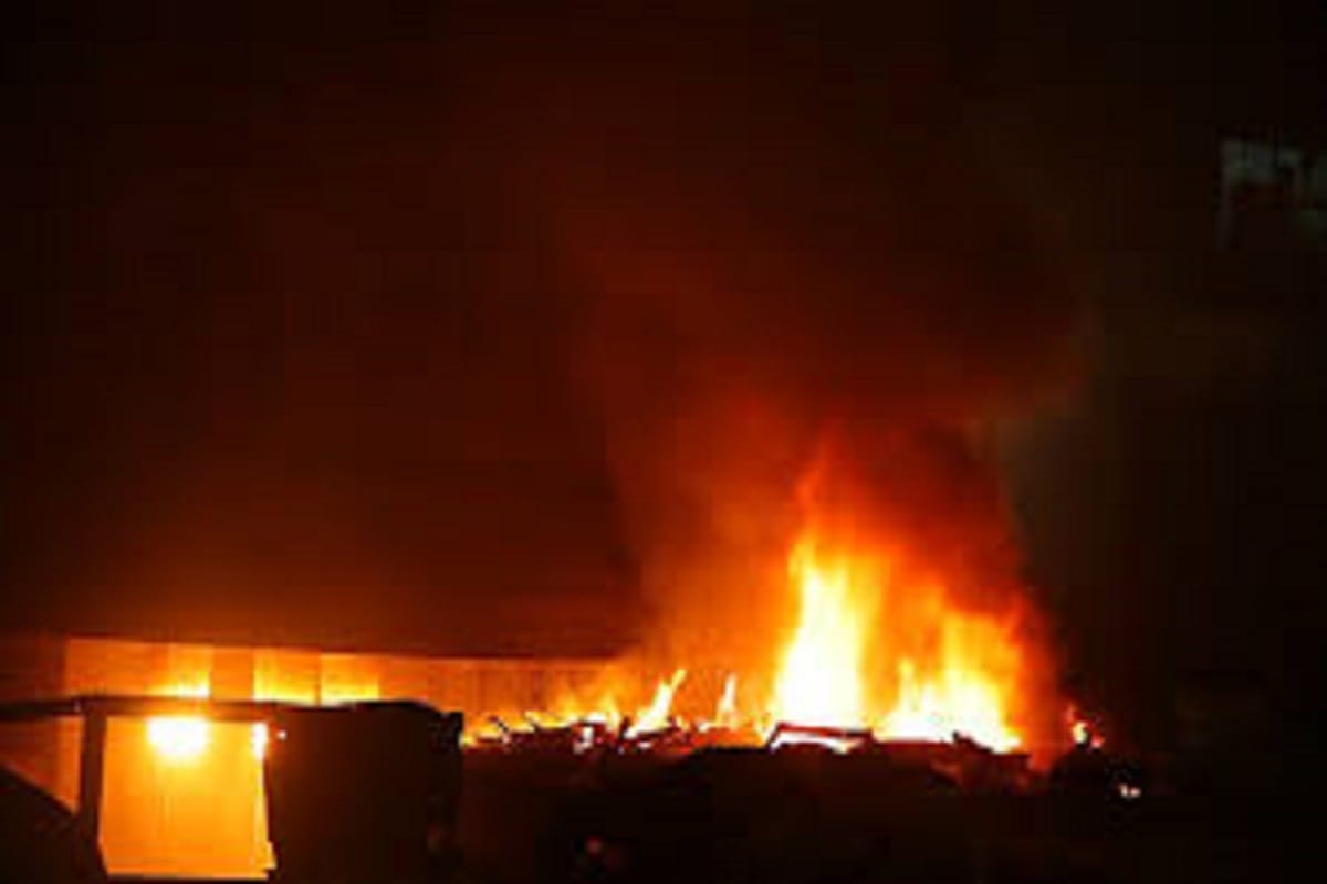 Massive fire in the factory of Govindpura Industrial Area, blast in gas cylinders, equipment destroyed