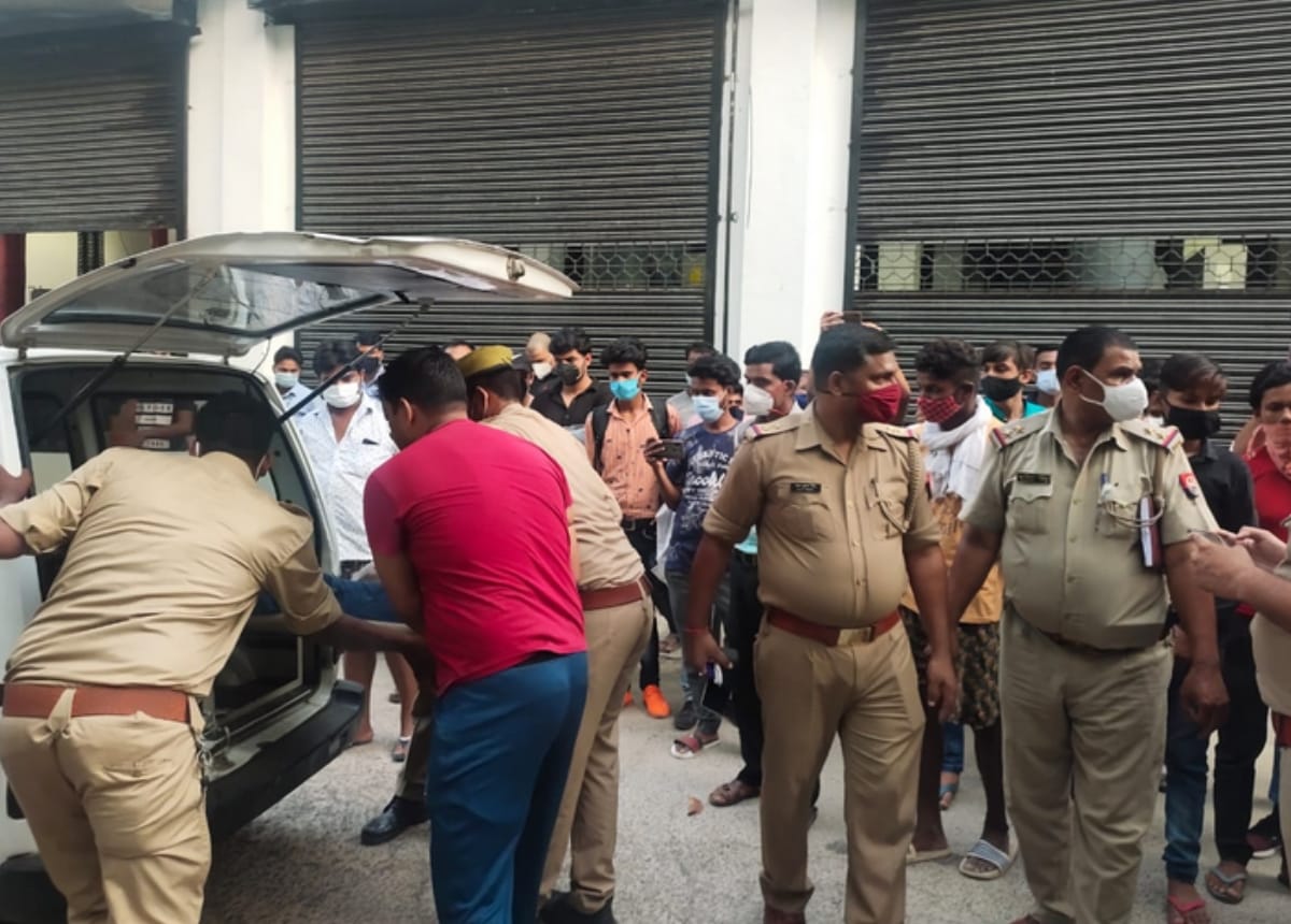 Policeman shot young man in Lucknow