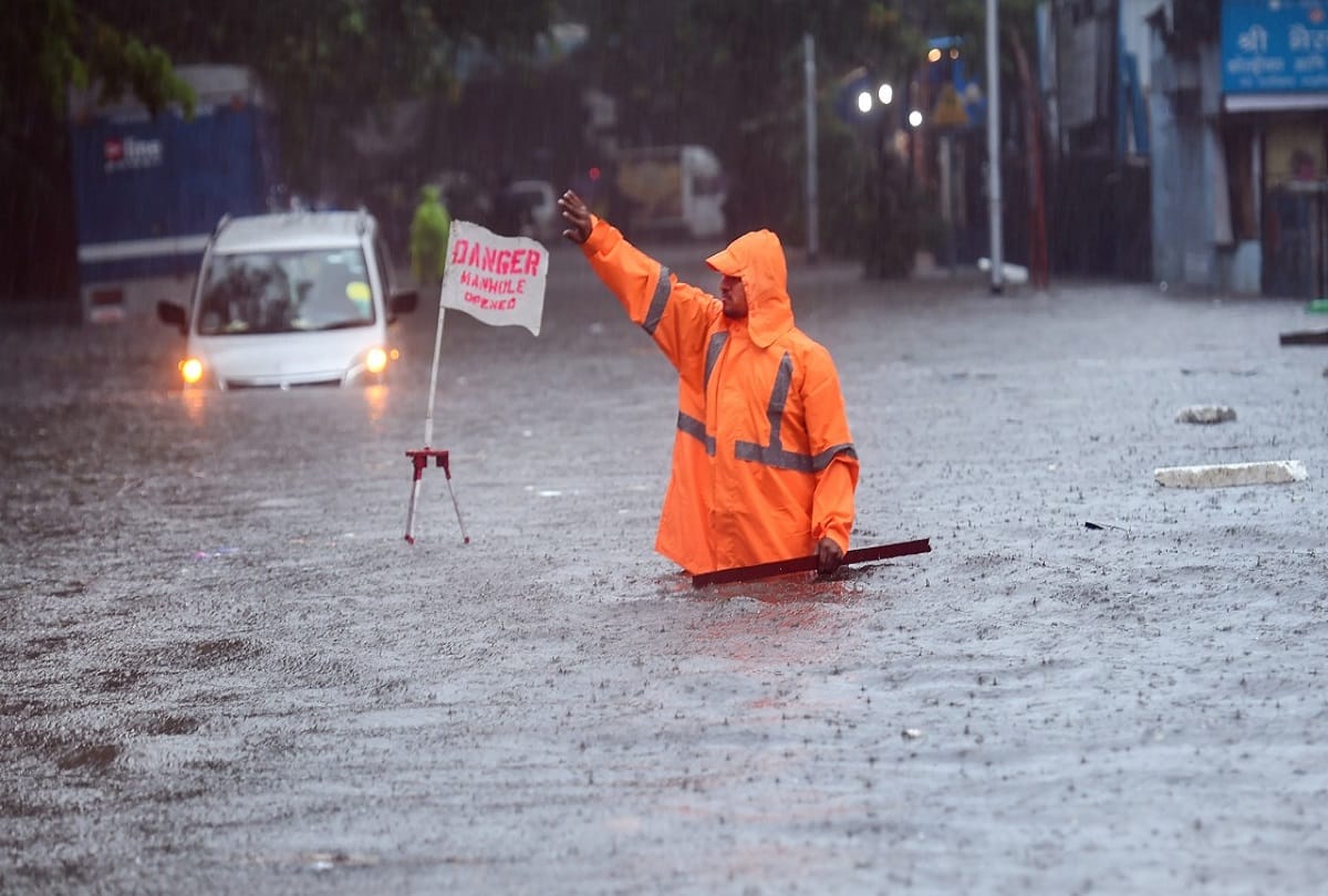 Maharashtra devastation in six districts due to floods and landslides