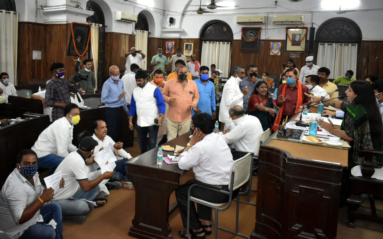 Prohibition on recovery of two hundred rupees at Rasulabad Ghat, preparations to register FIR