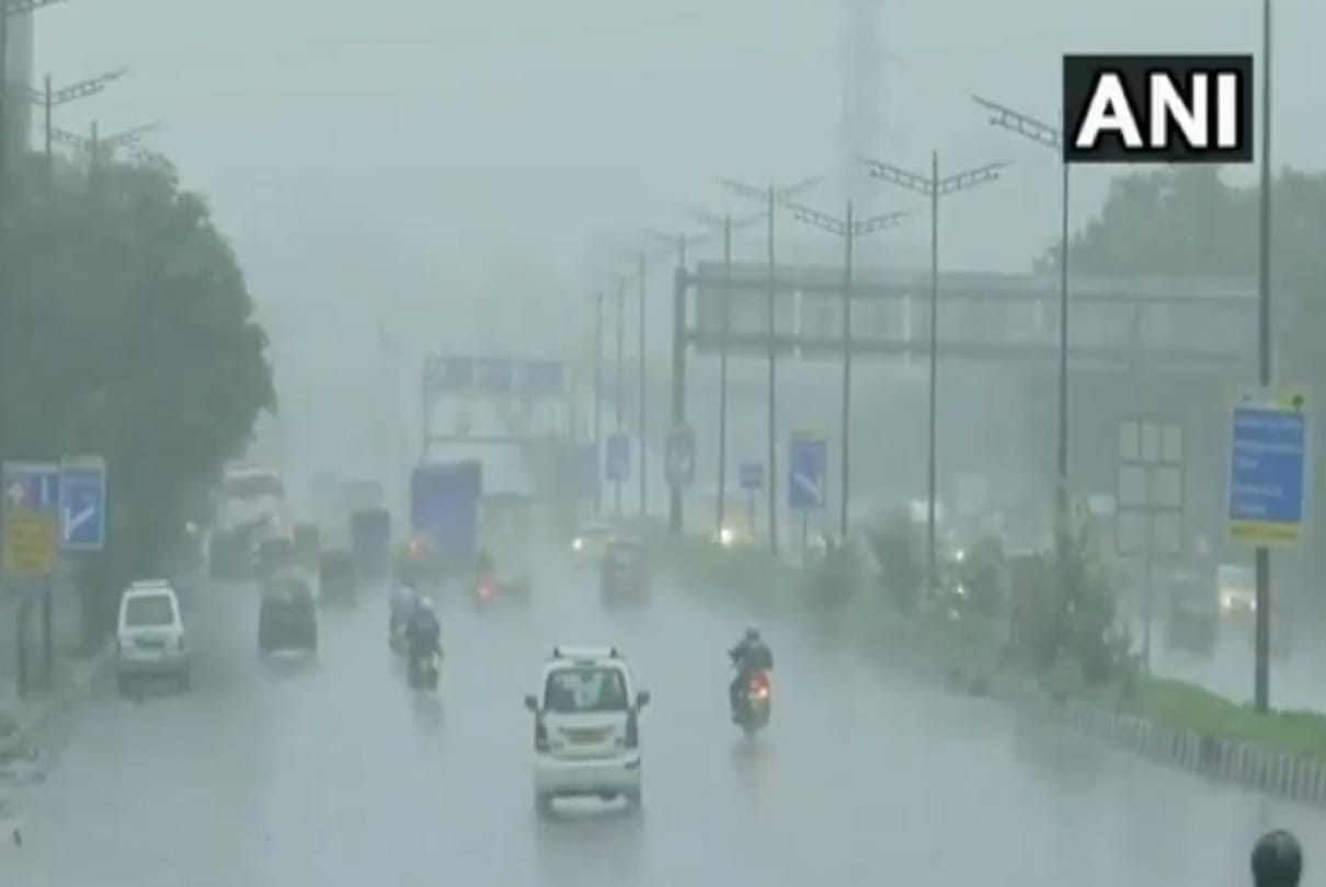 waterlogging in several areas of mumbai as heavy rain continues bihar bengal jharkhand monsoon updates