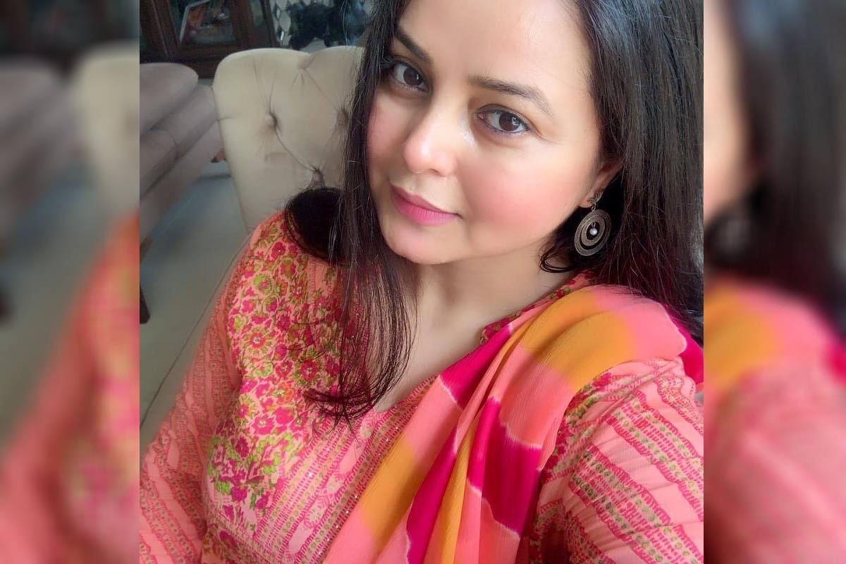 Lalu Prasad Yadav daughter Rohini Acharya slammed BJP and praised Akhilesh Yadav for UP election 2022