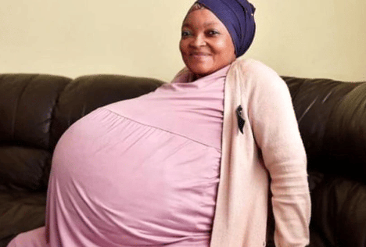 south african woman given birth to 10 babies from a single pregnancy