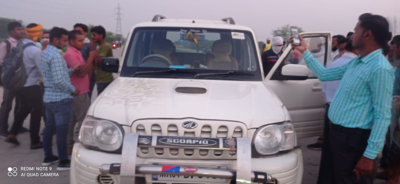 Varanasi PNB Bank manager murder case: wife unconscious she talked on phone before death