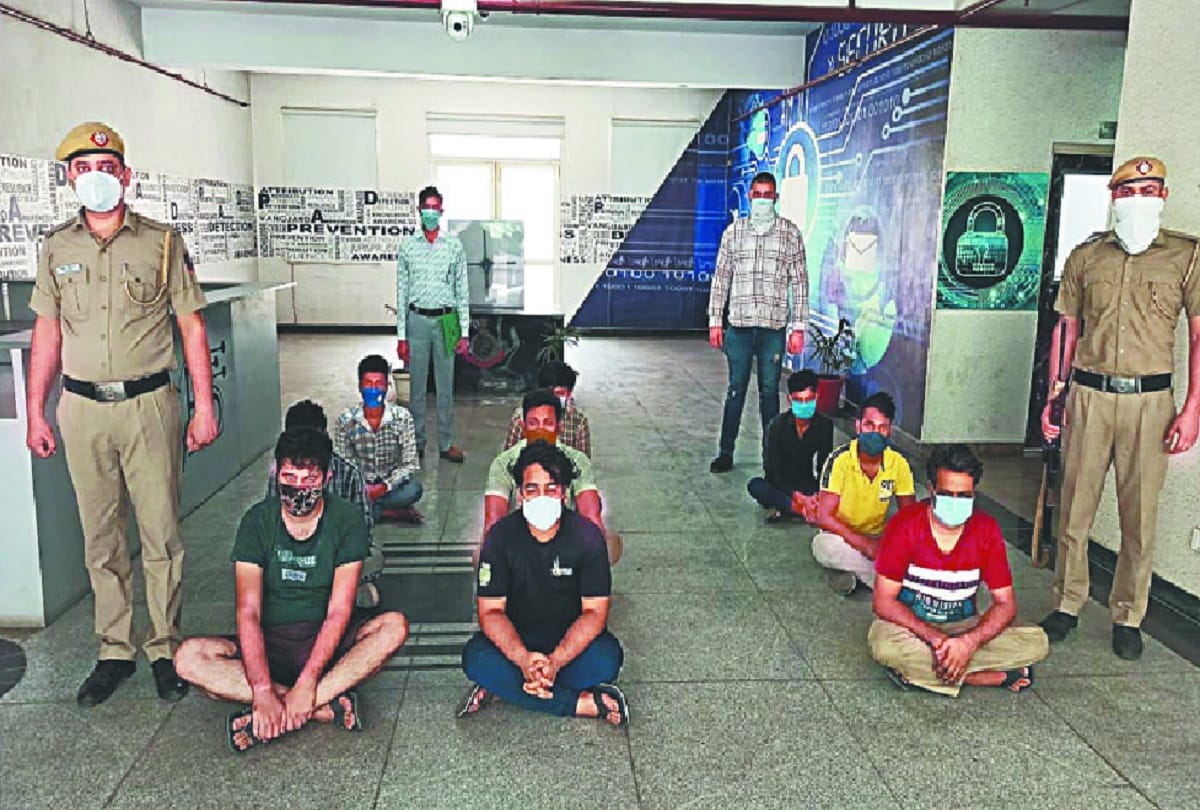 Delhi News : Fraudsters had sent 2700 sims to China for cheating