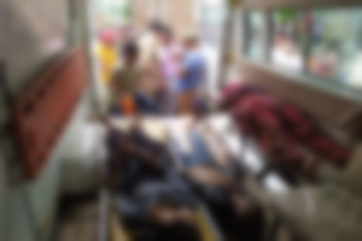 Bijnor News: The panchayat was held in the case of love affair and then the father, mother and sister has ate poison