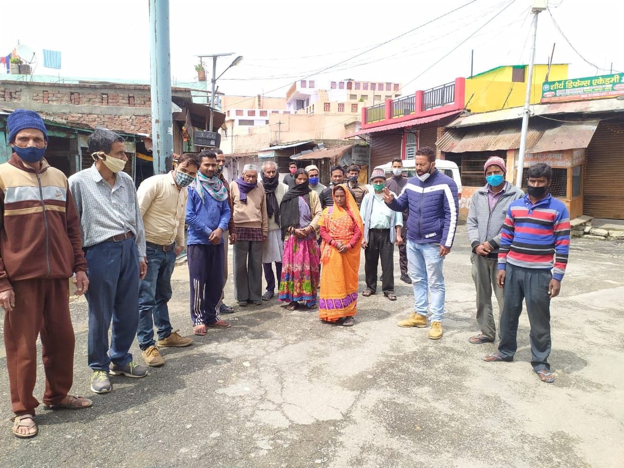 Youth demonstrated for vaccination center in Devidhura