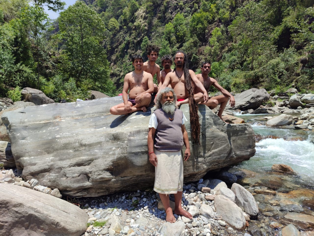 uttarakhand news: pm modi guru does tapasya in bhadratunga