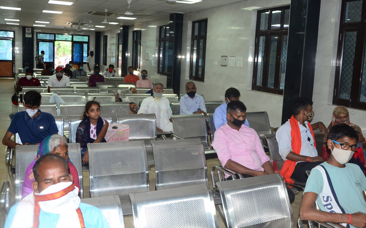 Report on two doctors running illegal clinic