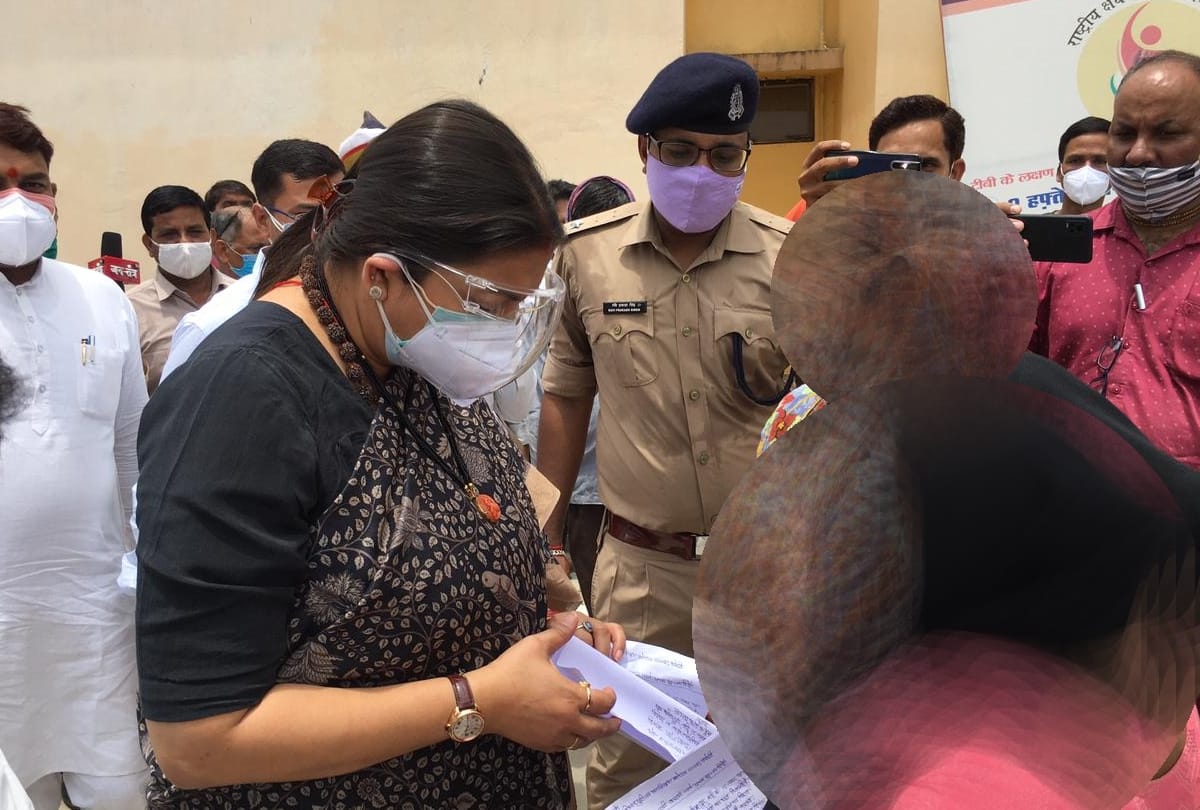 A lady alleged his mother was raped when she was admitted for treatment in hospital.