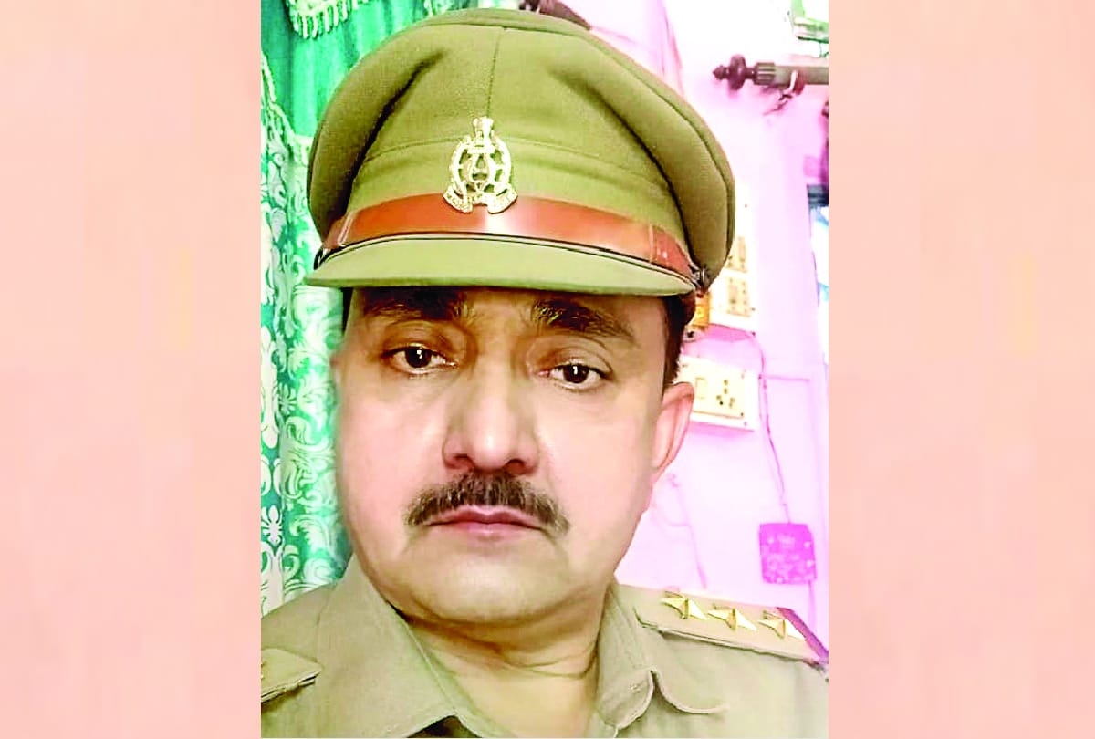 Police officer adopts tihura manjha village in Ayodhya.
