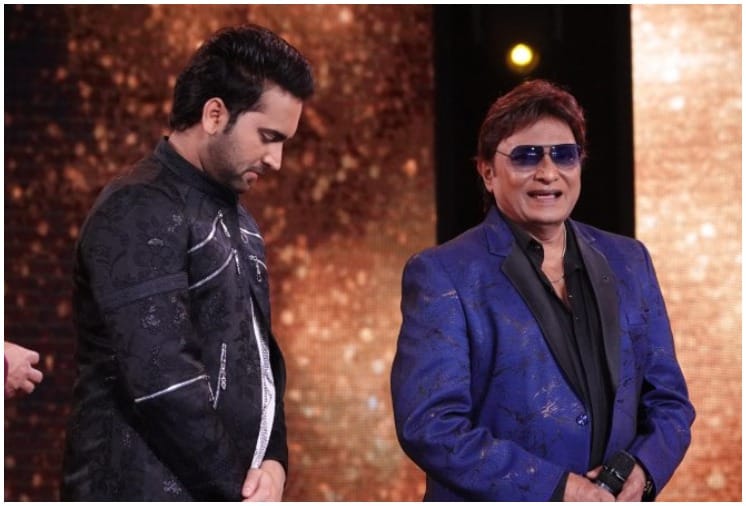 Indian Idol 12: Sonu Kakkar Trolled for Singing Mere Rashke Qamar, Sawai Bhatt Shabbir Kumar