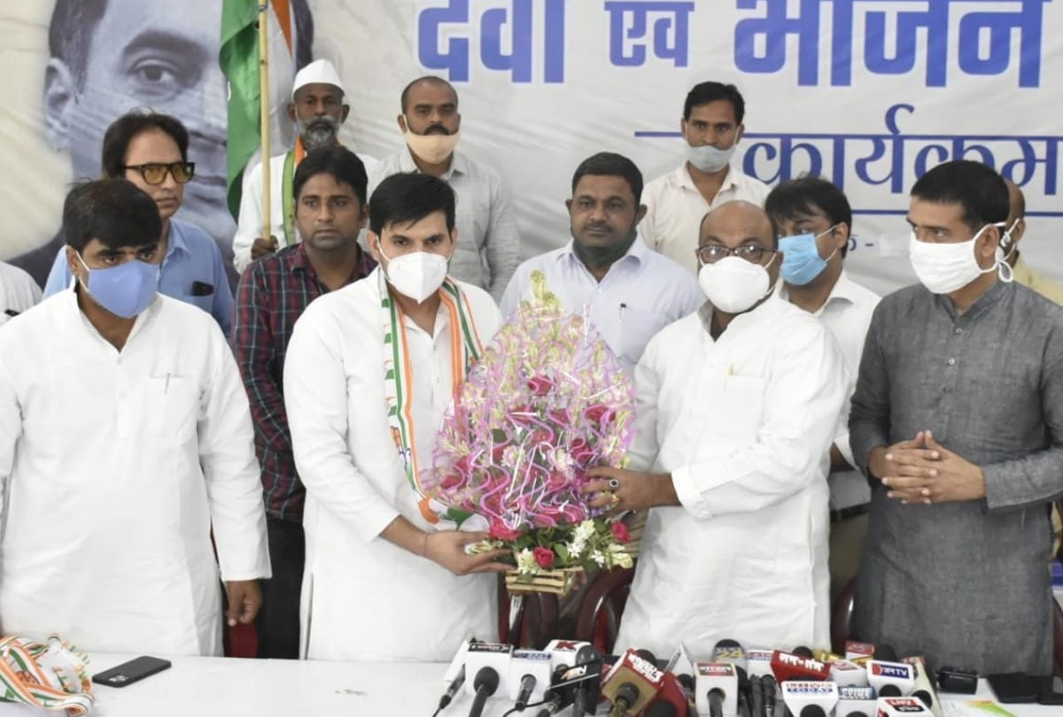 Anil Yadav joins Congress in Lucknow.