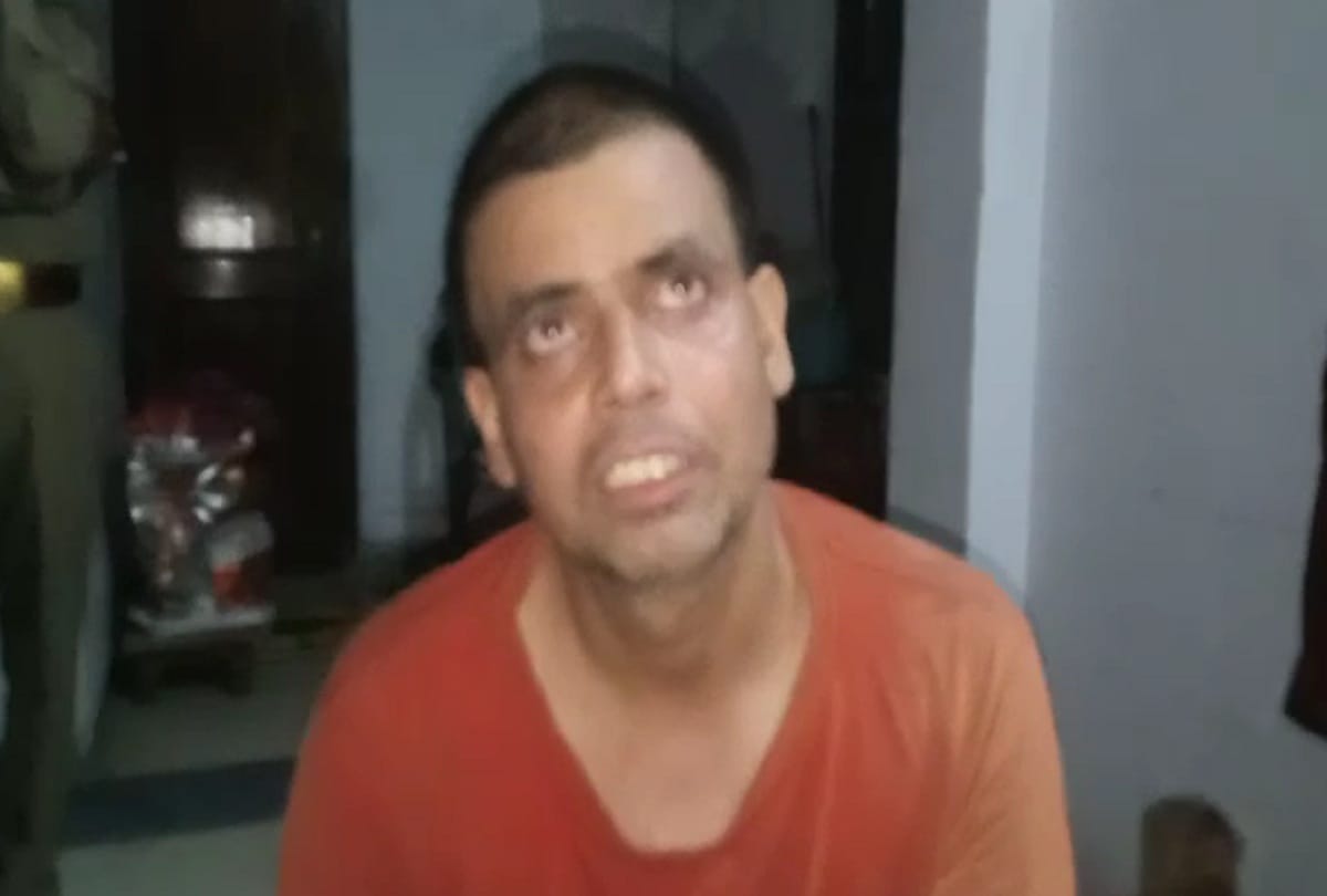 ghaziabad Elderly couple murder case Son Ravi had killed the parents Police arrested the accused