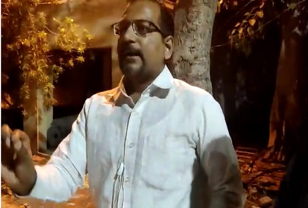 dasna devi temple in ghaziabad Salimuddin sent Vipul with Kasif to Dasna Devi temple