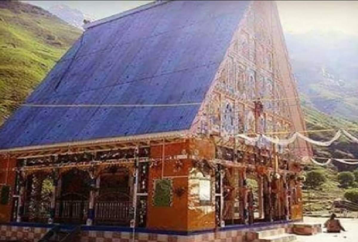 Jammu and Kashmir: Rain stopped rescue operation, special team sent to rescue 156 people trapped in Machail