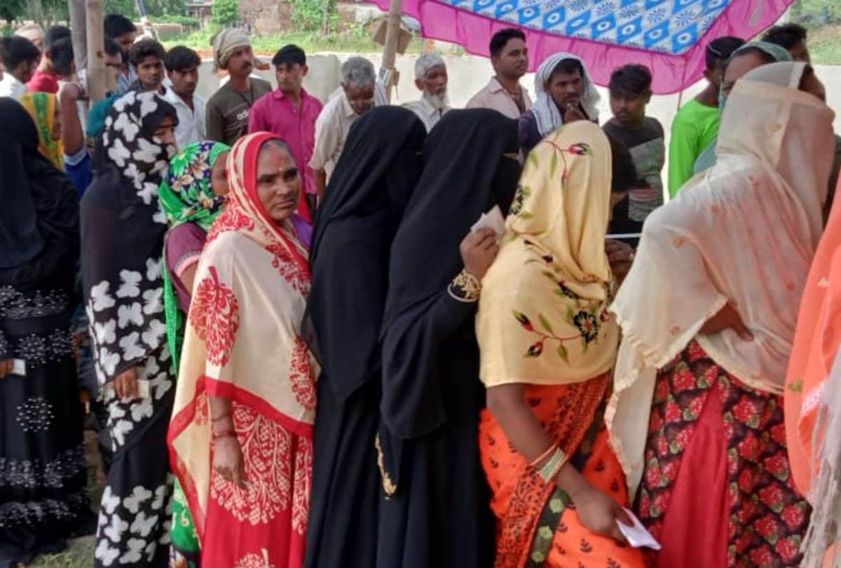 UP Panchayat By Election 2021 Voting Start Today: Voting starts in Gorakhpur Basti Mandal latest update news