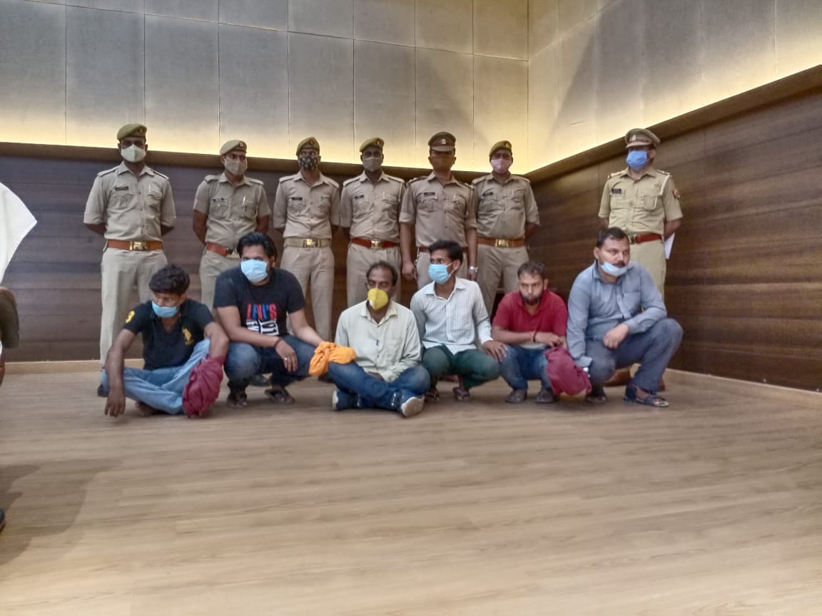 pnb bank manager murder  case varanasi police busted six accused arrested know full dtails