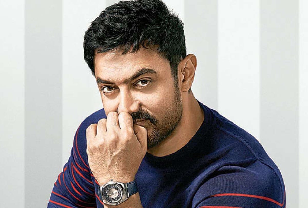 aamir khan walked close to the train while shooting a scene of movie gulam