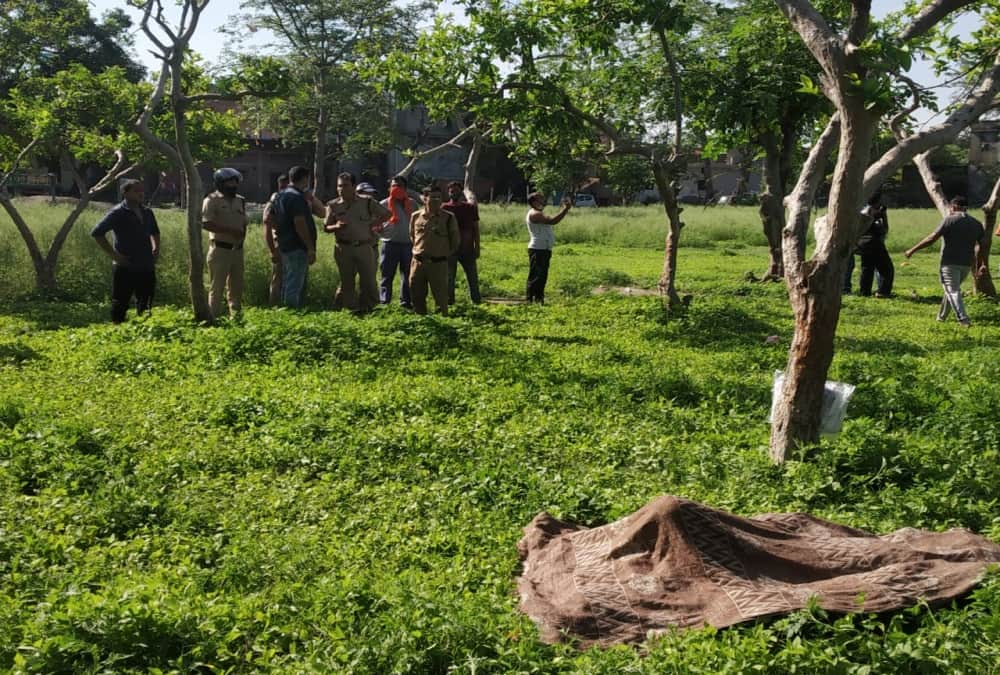 Uttarakhand News: Catering businessman murdered in Haldwani and dead body found in garden Photos