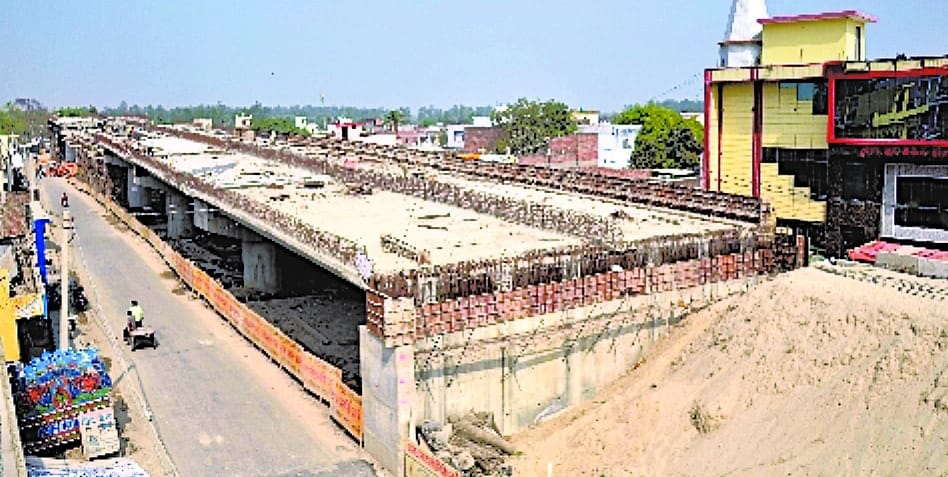 Railway work on Lal Gate overbridge stopped again, MP angry