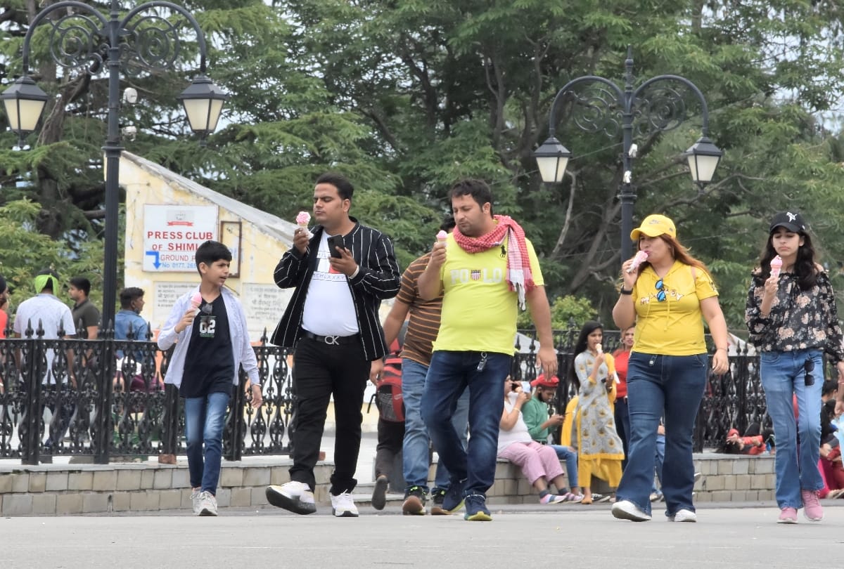 himachal pradesh Unlock: tourists arrives in shimla dalhousie chail solan hotels open