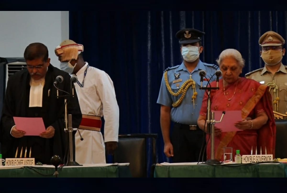 Allahabad highcourt chief justice takes oath.