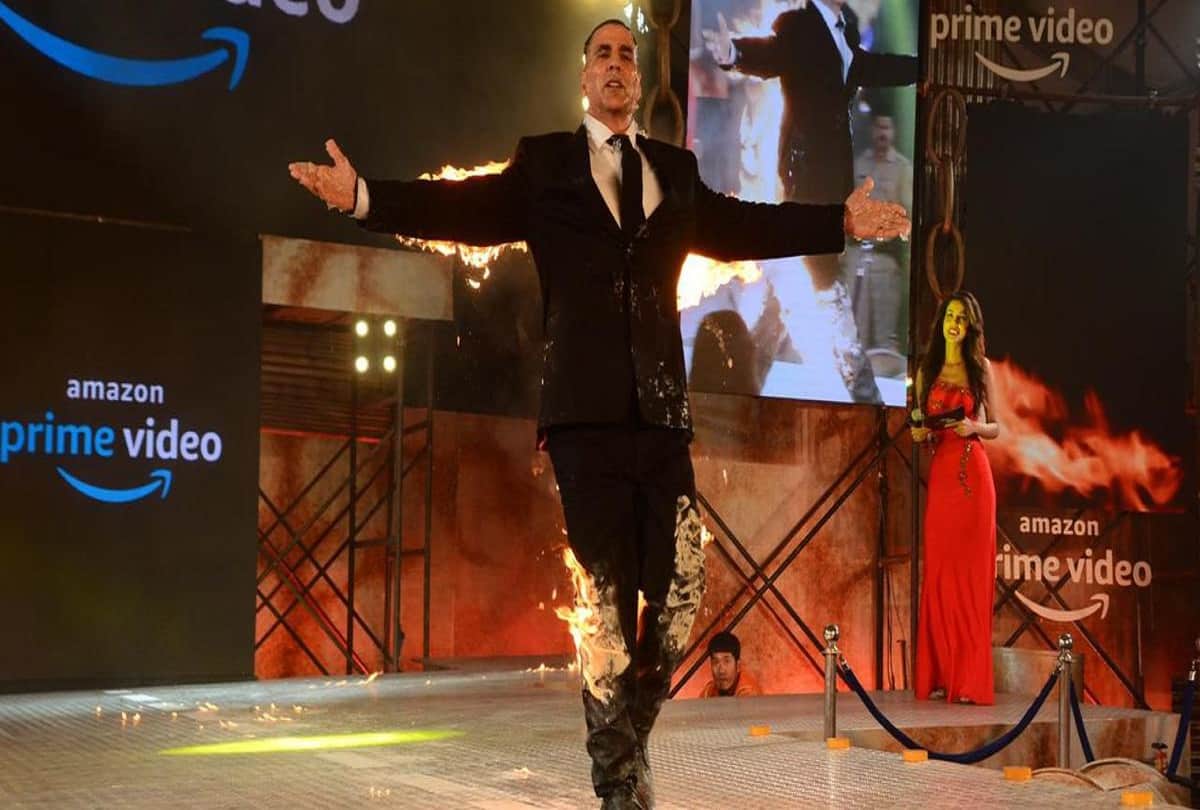Akshay Kumar shoots down report of slashing fees by Rs 30 crore for 'Bell Bottom'