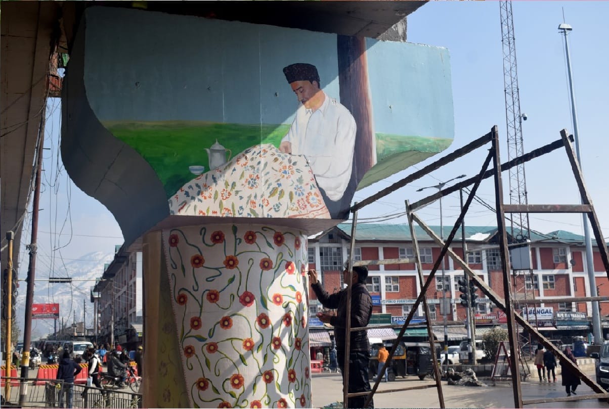Artists showing their art on flyovers and walls in Kashmir