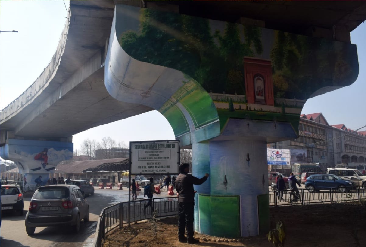 Artists showing their art on flyovers and walls in Kashmir