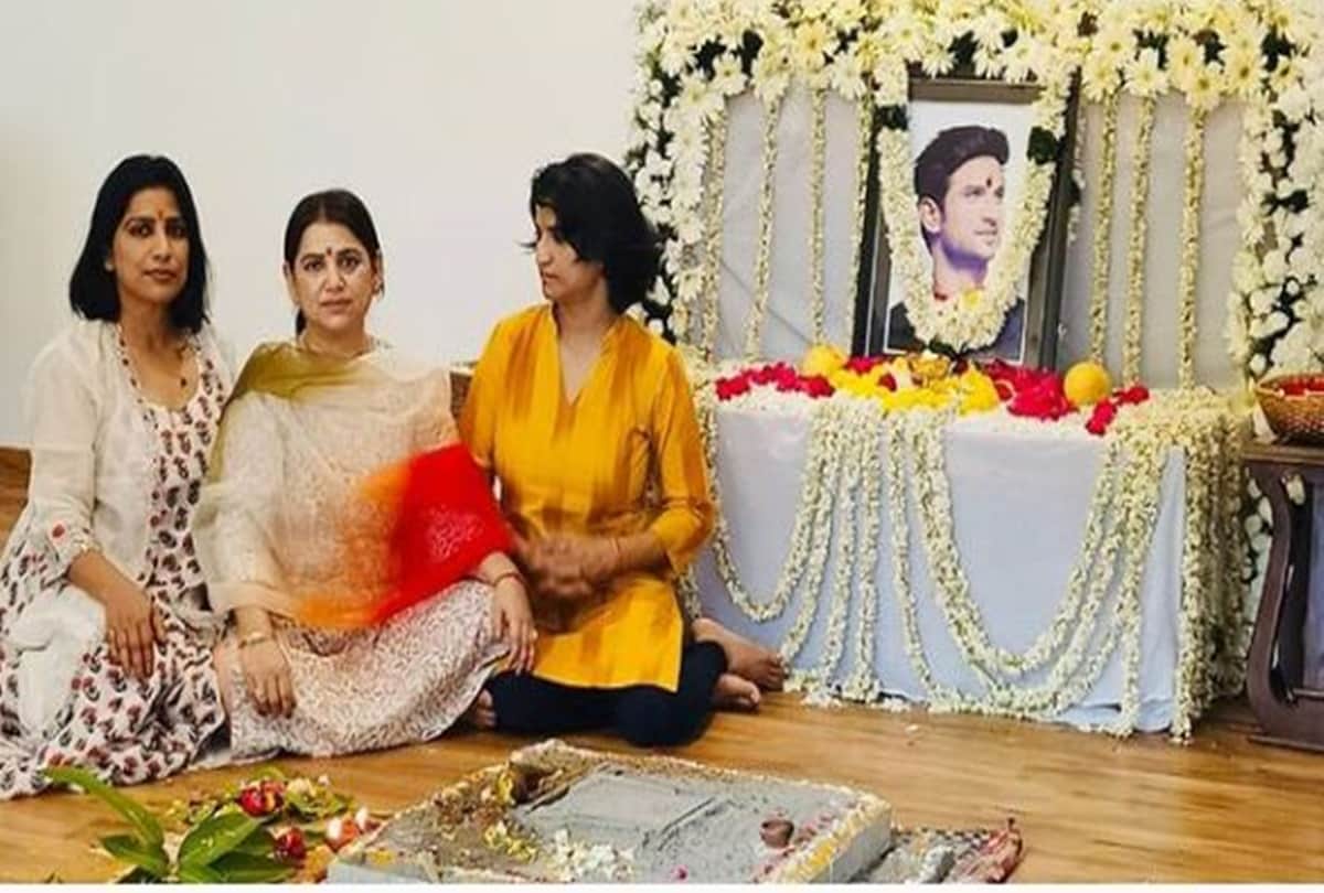 Sushant singh rajput Priyanka share memorial photo on instagram said Life is not the same since you gone