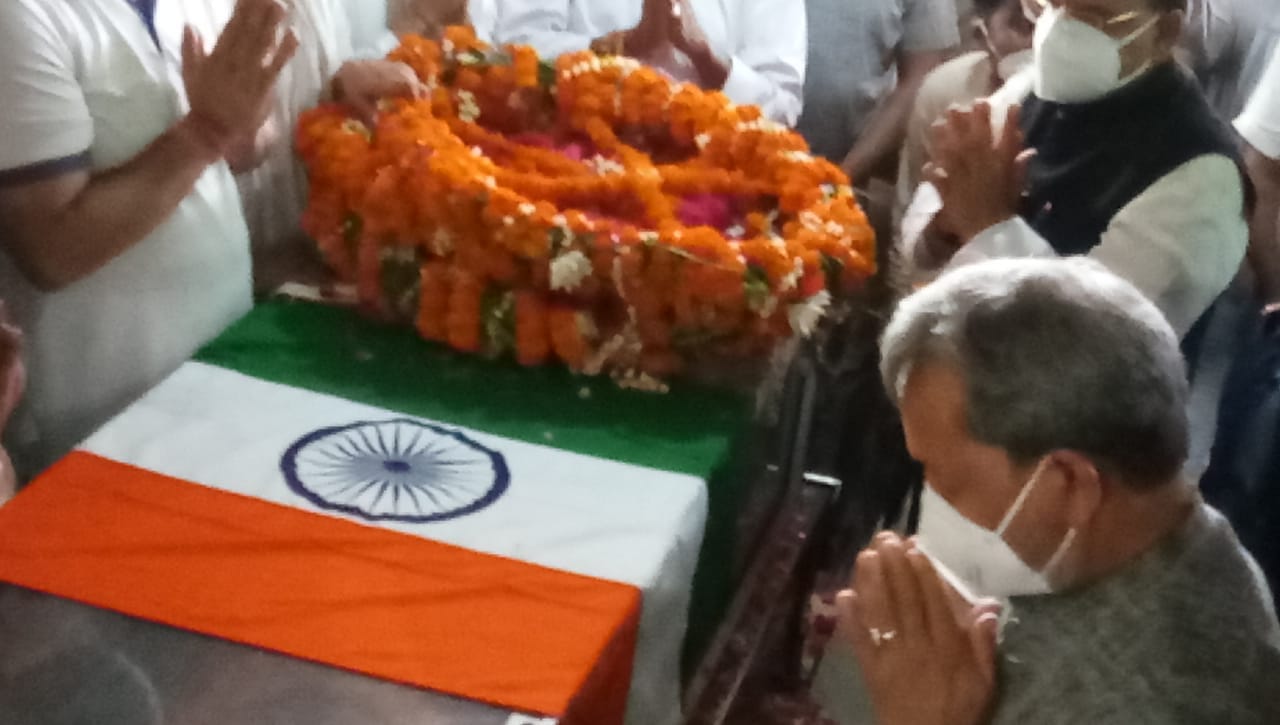 Indira hridayesh Death News: indira hridayesh dead body last darshan and funeral today watch photos