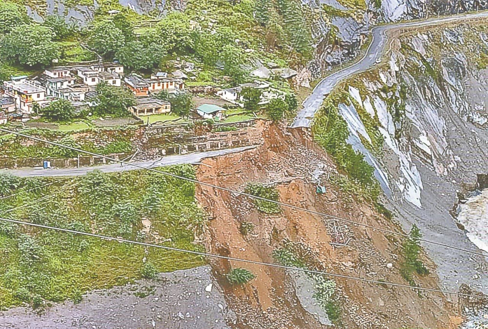 India-China border: Joshimath Malari highway not open even on third day