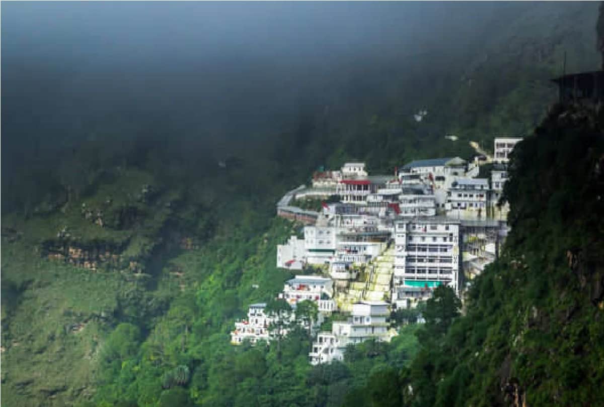 silver coin issued for devotees of Mata Vaishno Devi