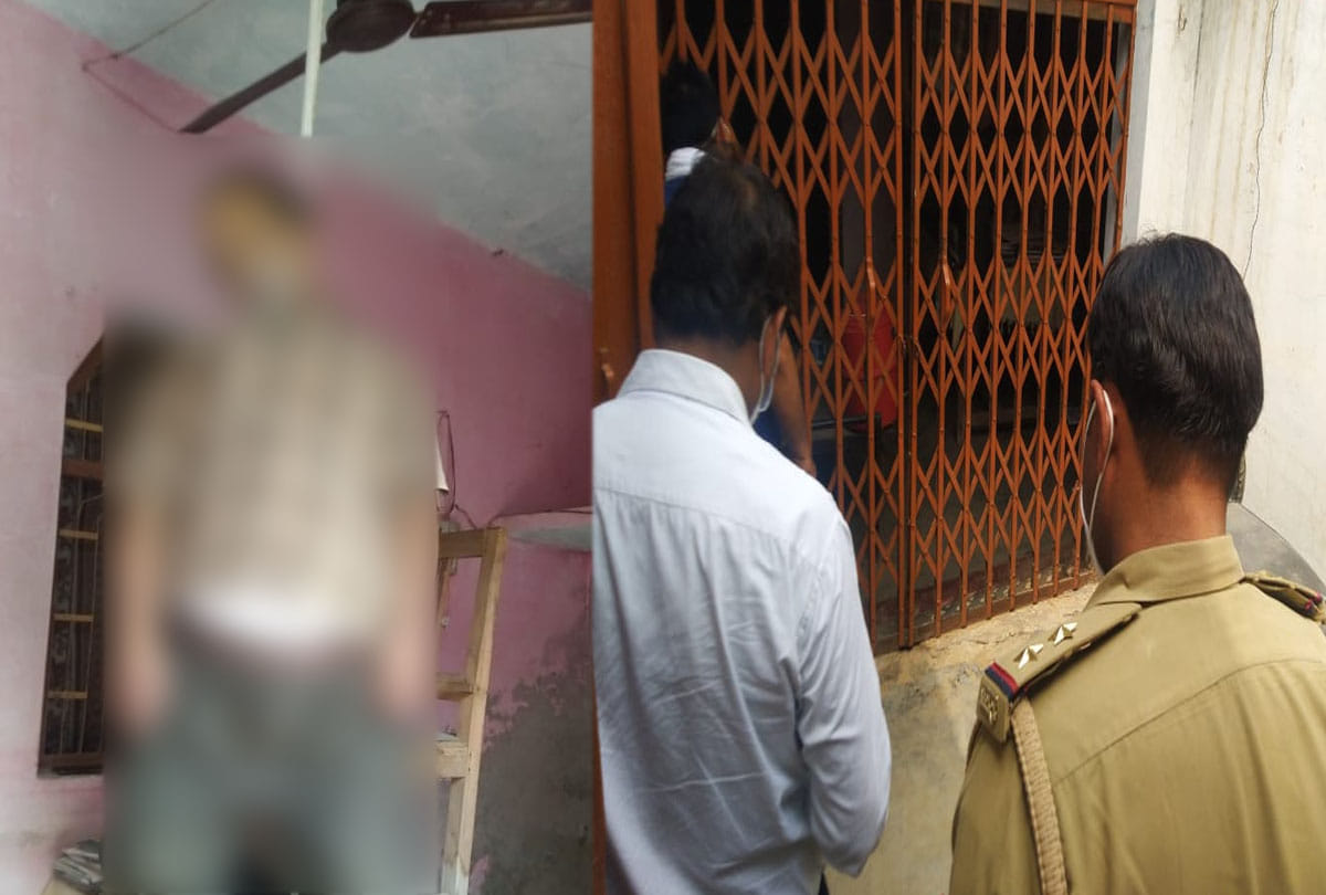 body of the warehouse incharge found hanging in the office