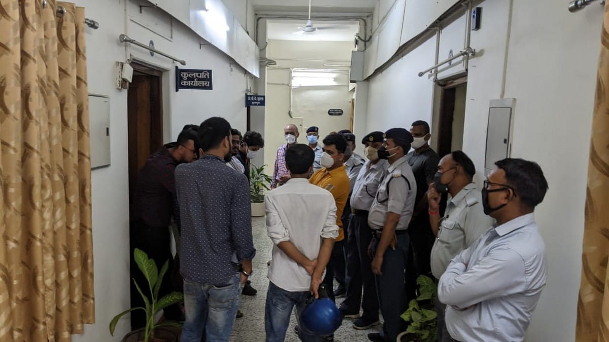 BHU student meet Vice Chancellor for Disturbances in research admission process in Political Science Department student meet 
