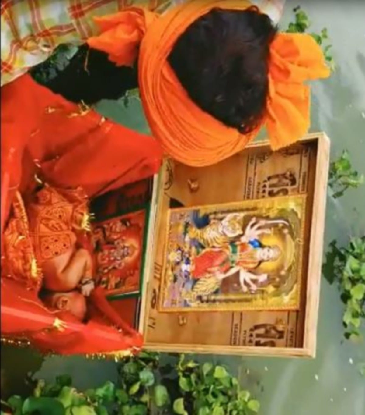 Child found continuously in ghazipur one more baby girl found another baby found in azamgarh