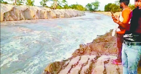 To save the farm, the villagers dug one and a half kilometer canal, turned towards the river