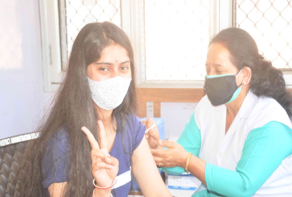 vaccination of more than 18 year old age group people will be run till October in himachal