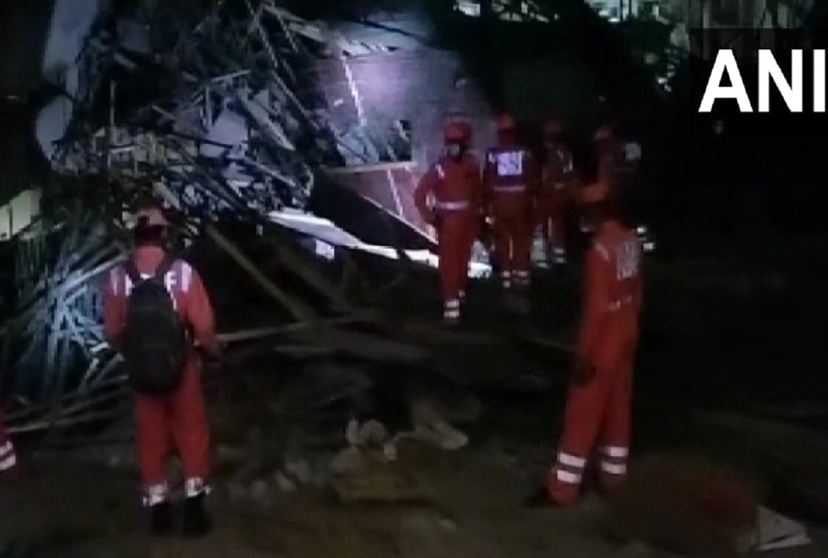 Noida: Shuttering of mall under construction collapses, five laborers injured