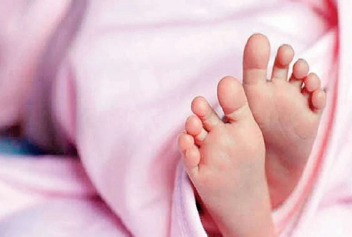 Relatives accuses inlaws and husband of killing woman by drinking acid in indore