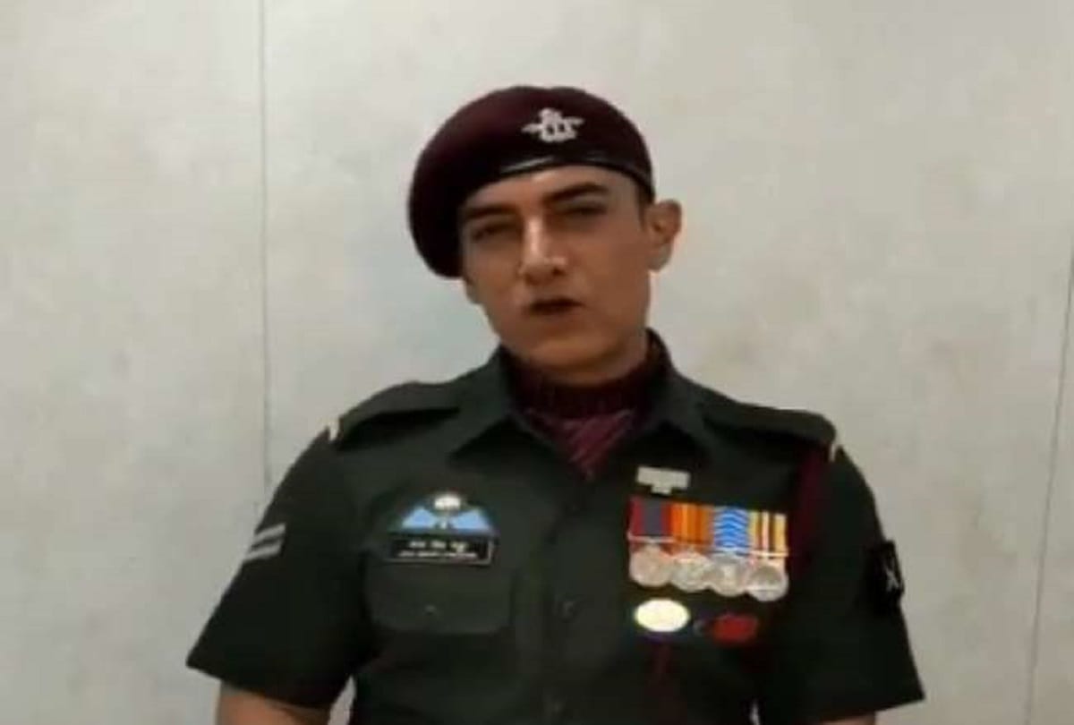 Aamir Khan shares his army officer look from Laal Singh Chaddha and mark 20 years of Lagaan
