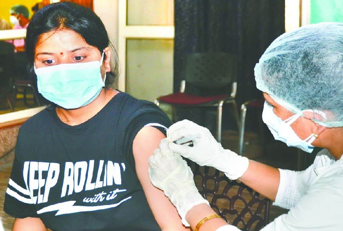 Vaccine over from city to village in Gorakhpur