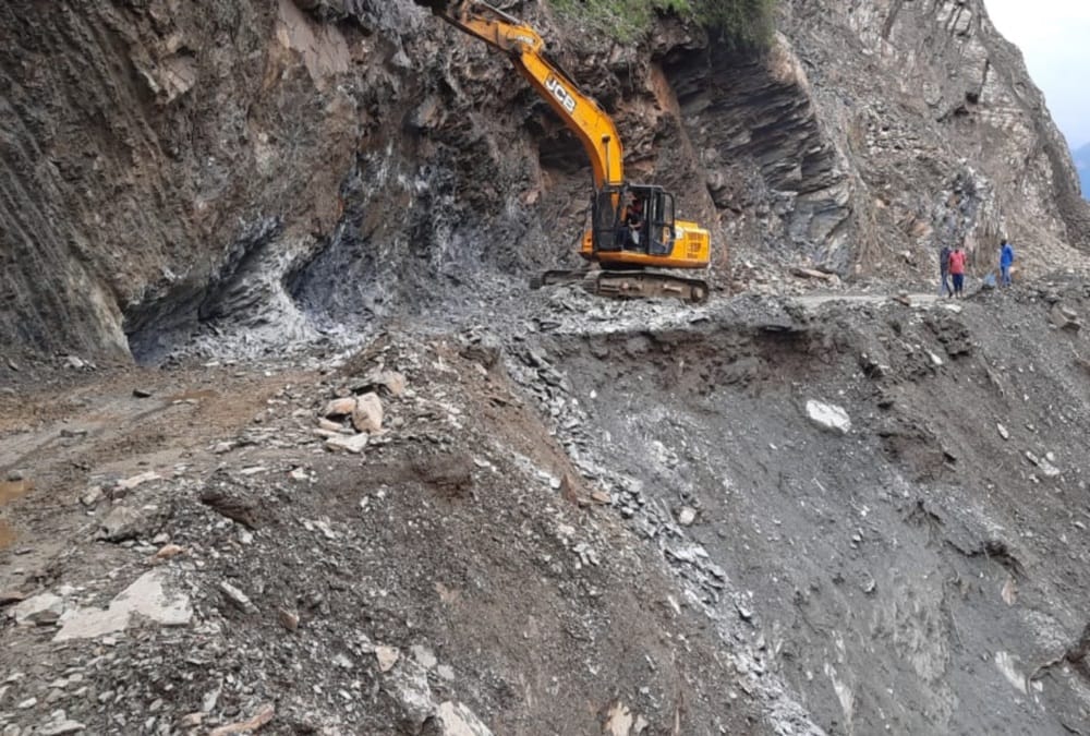 Uttarakhand Weather News: Pithoragarh Ghat national Highway not open even after 46 hours